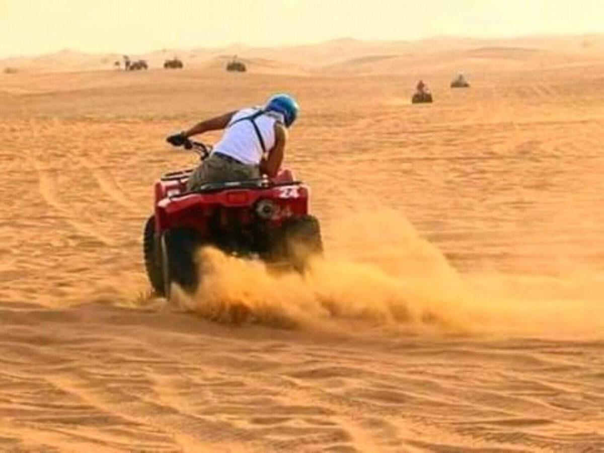 ホテル Restcamp Ergchebbi メルズーガ エクステリア 写真
