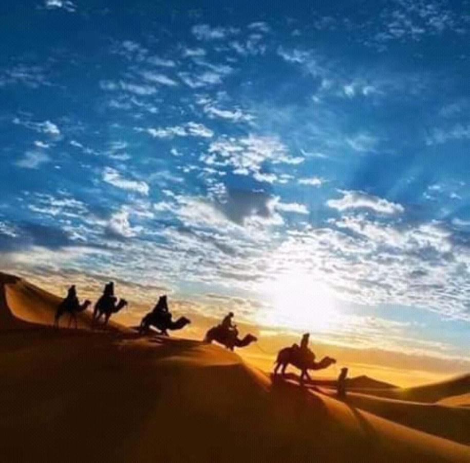ホテル Restcamp Ergchebbi メルズーガ エクステリア 写真
